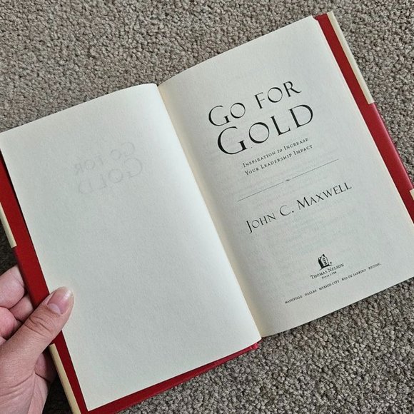 4/$25 Go For Gold Inspiration To Increase Your Leadership Impact by John Maxwell - Picture 2 of 4